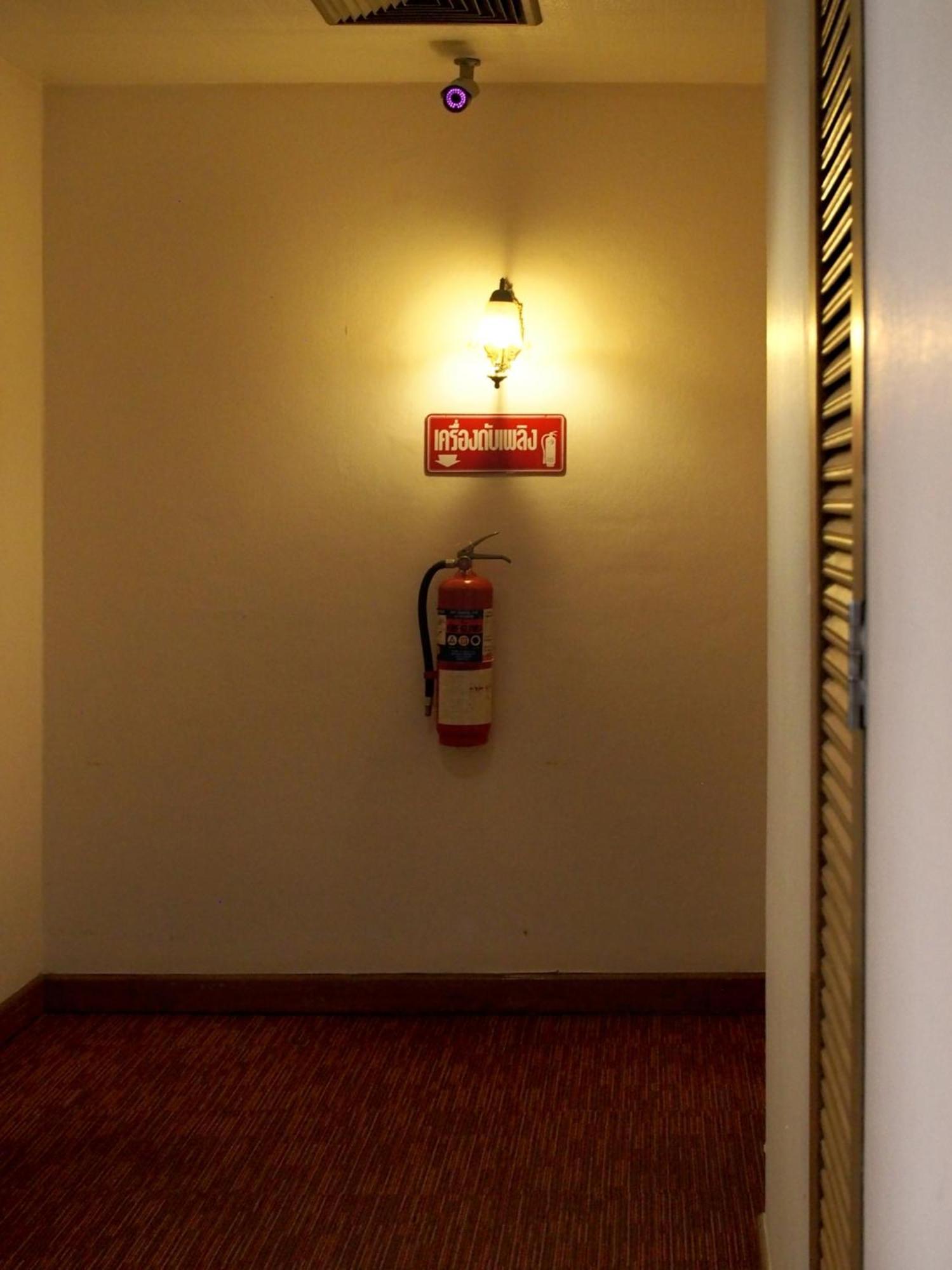 Wish Inn Chidlom Bkk - วิช อินน์ ชิดลม X Makkasan Екстериор снимка