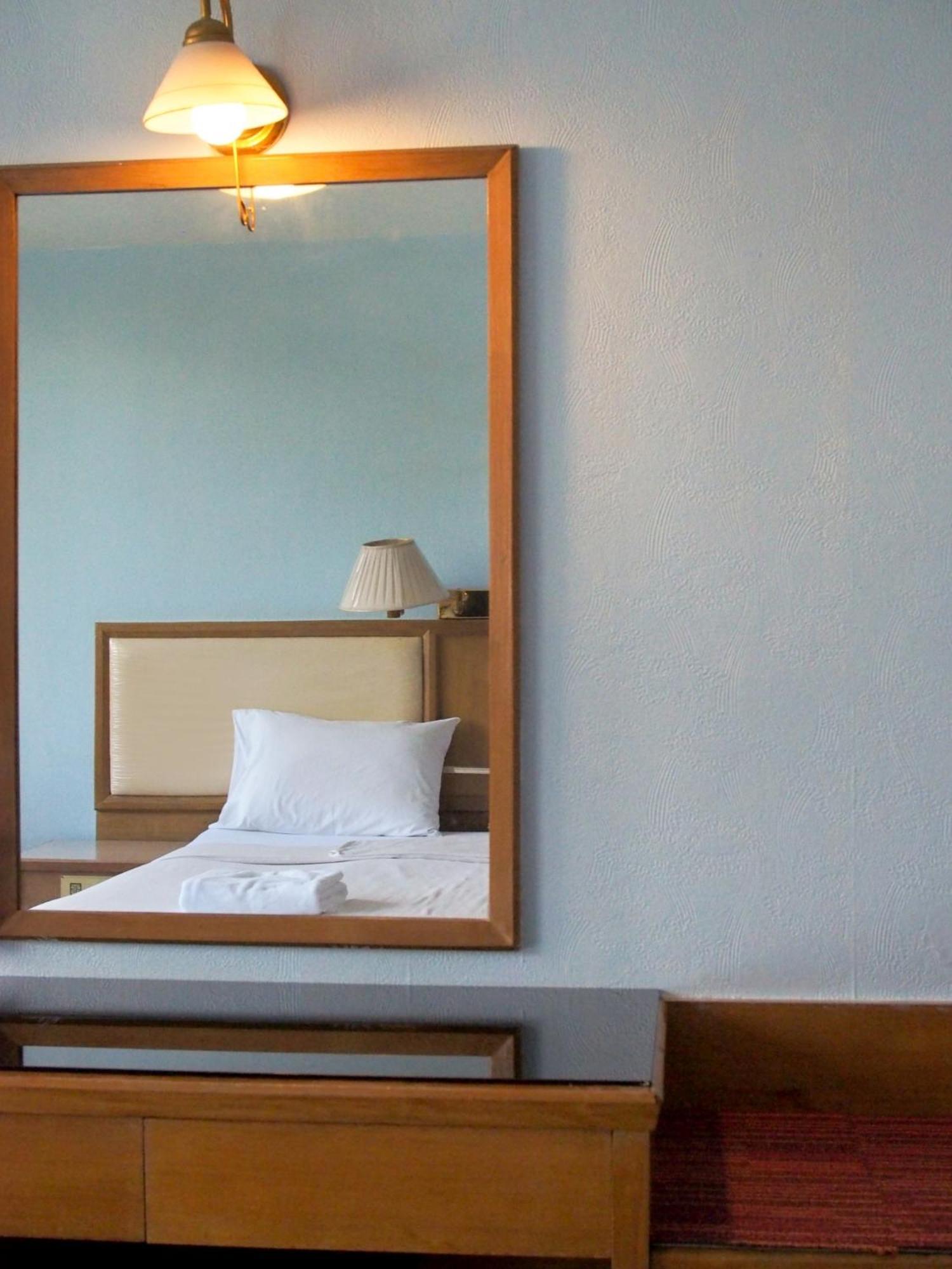 Wish Inn Chidlom Bkk - วิช อินน์ ชิดลม X Makkasan Екстериор снимка